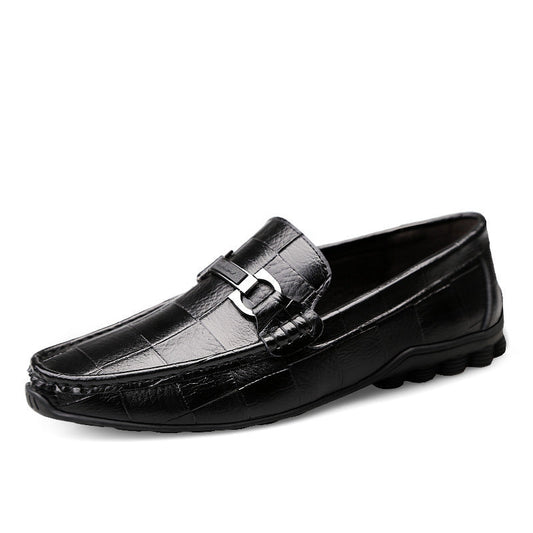 Newest men shoes in black leather, casual loafers, flat heel.